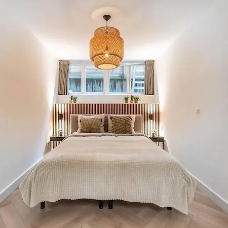 Central Luxury *